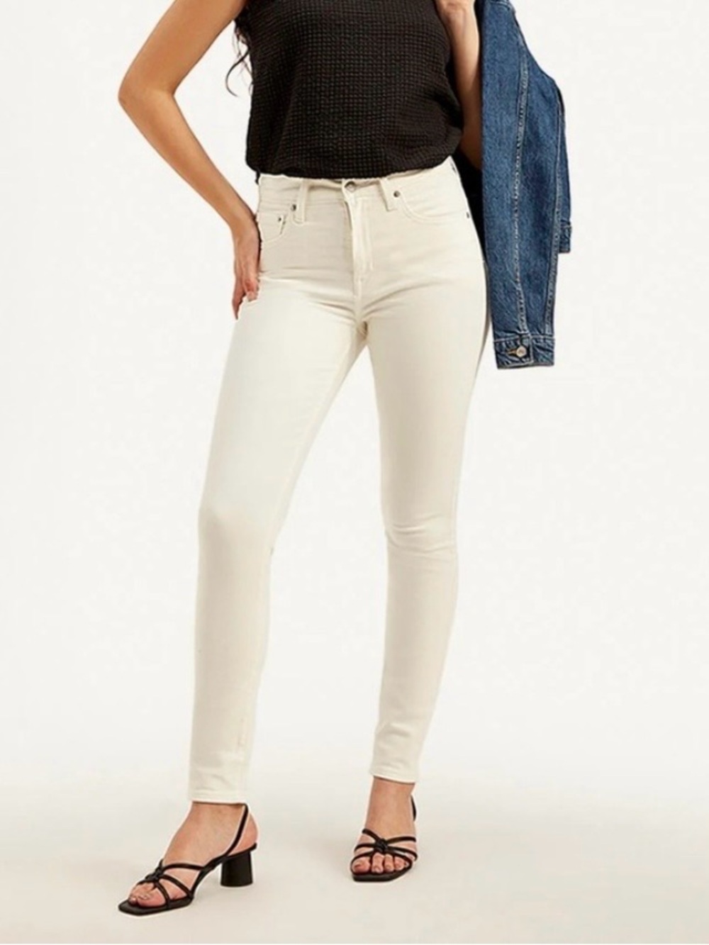 Levi’s Midrise Skinny in Natural Light Tan